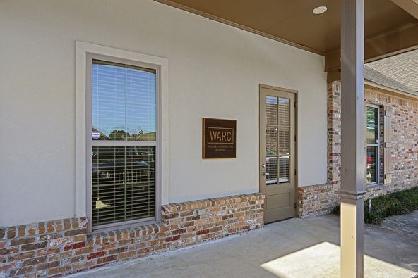 South Baton Rouge Professional Office Suite Available: 10245 Siegen Ln Ste C, Baton Rouge, LA 70810